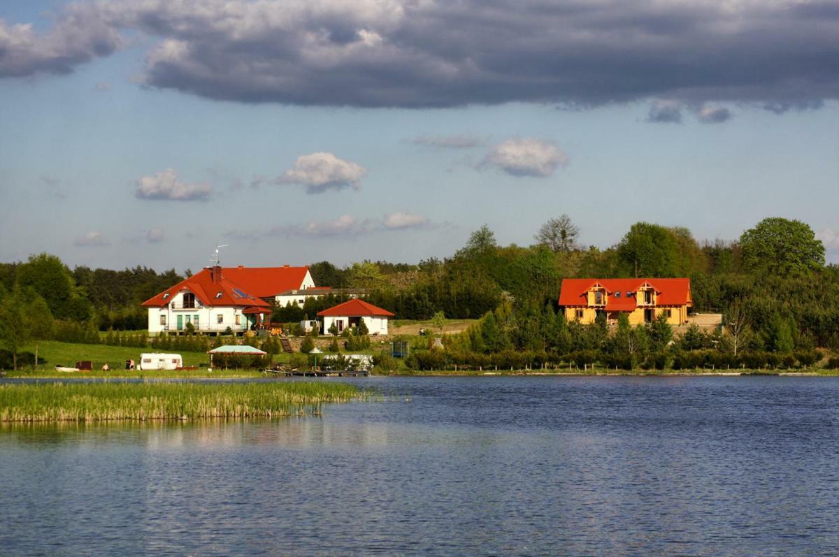 Teczowe Lowisko Wolka Orlowska Bagian luar foto